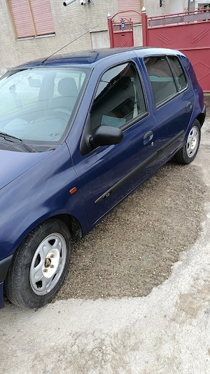 Renault Clio 1, 2 benzina.  2001 - imagine 5