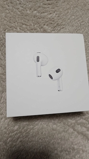 Casti Apple AirPods 3 MagSafe Charging Case, culoare alb Sigilat