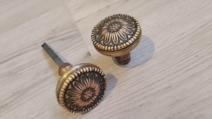 Clanta veche din bronz