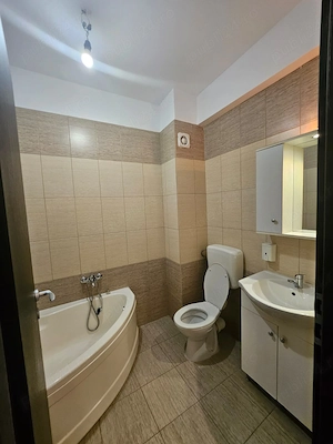 Închiriez Garsonieră decomandata spațioasă,  mobilată, Militari Residence   la 2 min de  Lidl - imagine 6