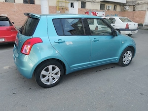 Suzuki swift  - imagine 3