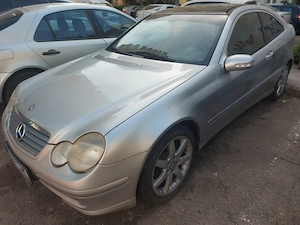 Vand Mercedes Benz C230
