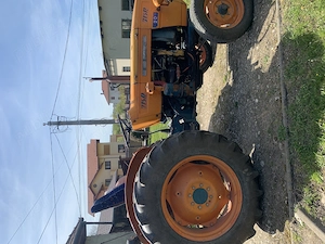 Vând tractor Fiat