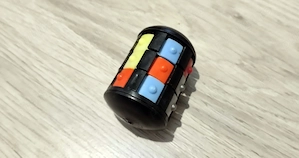 Puzzle cilindric tip Rubik vintage