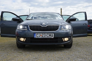 primul proprietar, vind Skoda Octavia III 