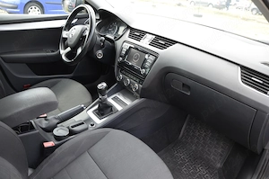 primul proprietar, vind Skoda Octavia III  - imagine 4