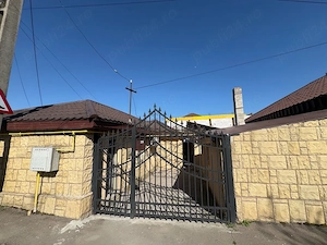 Proprietar vand casa 4 camere Palazu Mare