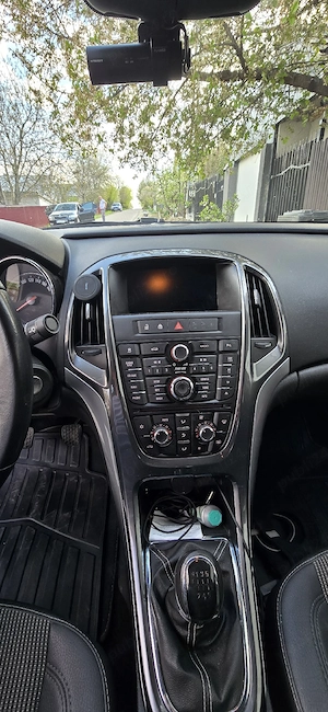 Opel Astra J 1.7 - imagine 9