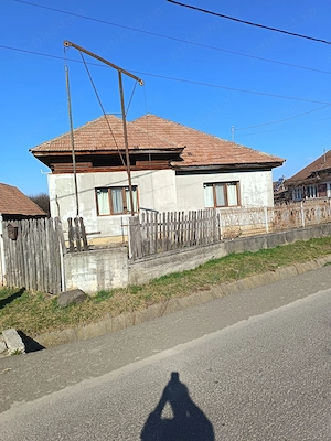 Casa locuibila de vânzare 