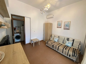 Spatiu- garsonieră lângă plajă, Faleză Nord - imagine 3