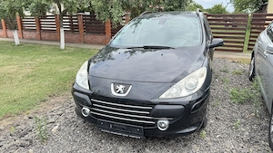 Vând Peugeot 307 SW