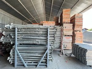 Inchiriez schela  popi  panouri industriale
