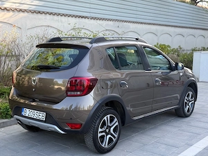 Dacia Sandero Stepway Black&White 0.9 TCe+ GPL 90cp - imagine 4