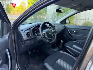 Dacia Sandero Stepway Black&White 0.9 TCe+ GPL 90cp - imagine 7