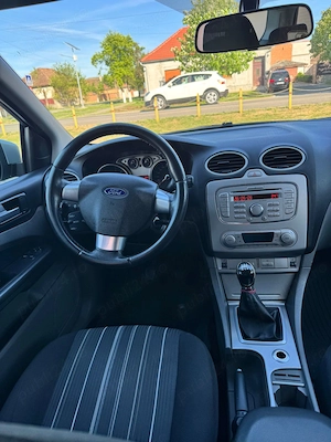 Ford Focus 1.6 Benzina - imagine 7