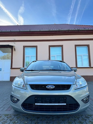 Ford Focus 1.6 Benzina - imagine 2