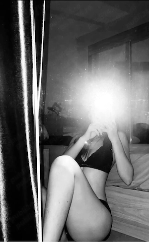 Buna sunt Andreia  - imagine 4