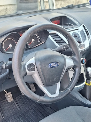 Ford fiesta.1.4 tdci - imagine 5