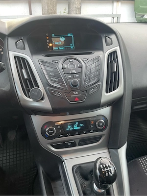 Ford Focus MK3 2014 1.6 TDCI 115 CP Hatchback - imagine 8