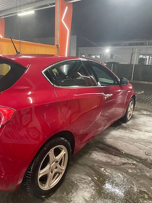 Alfa Romeo giulietta 2011 - imagine 5