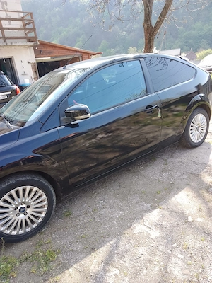 vand ford focus 2 înmatriculat ,stare bună de funcționare - imagine 3