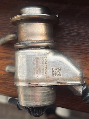 Injector AdBlue Audi A5 ORIGINAL – ca nou - imagine 2