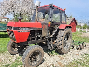 tractor CASE 