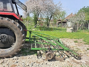 tractor CASE  - imagine 5