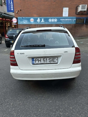mercedes Benz c220  - imagine 4