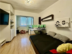 Apartament 3 camere. Arad, zona Aurel Vlaicu,  Y - ri. - imagine 3