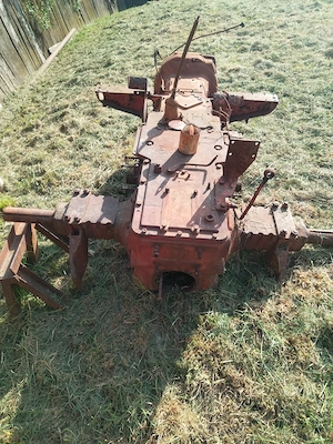 Transmisie tractor U650 completa, cutie viteze grup conic, chiuloasa, trompe cu planetare - imagine 3