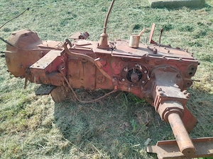 Transmisie tractor U650 completa, cutie viteze grup conic, chiuloasa, trompe cu planetare - imagine 2