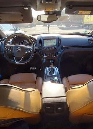 Opel Insignia 2016 Sport 4X4 Breack euro 6 Adblue panoramic Full 2.0 170 cai Automată Ventilație  - imagine 3