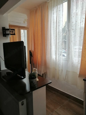 Garsoniera de închiriat Arad - imagine 9