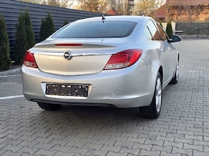 Opel Insignia 2.0d Automat 2009 Euro5 - imagine 3