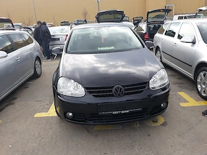 vand vw golf 5 2.0 tdi 140 cp - imagine 3