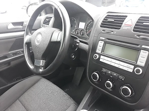 vand vw golf 5 2.0 tdi 140 cp - imagine 4