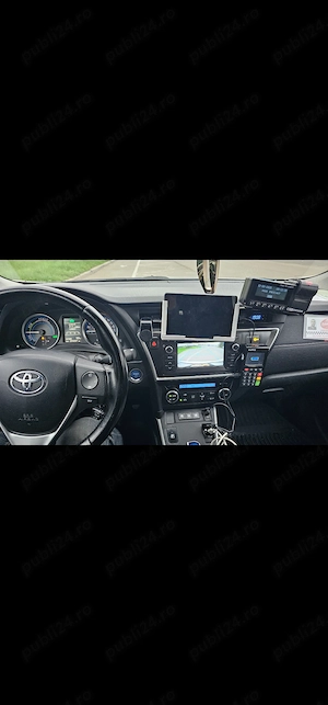 Vand Toyota Auris Hibrid - imagine 4