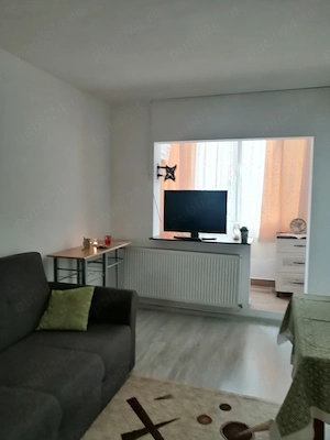 Garsoniera de închiriat Arad - imagine 8