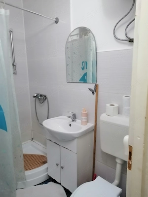 Garsoniera de închiriat Arad - imagine 13