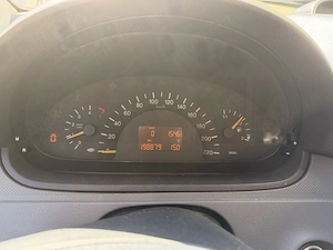 Mercedes-Benz Vito 115 CDI - imagine 6