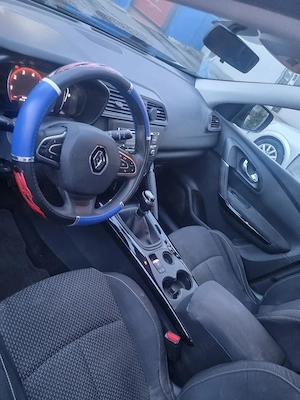 Vând Renault Kadjar 1.2tci 130CP - imagine 3
