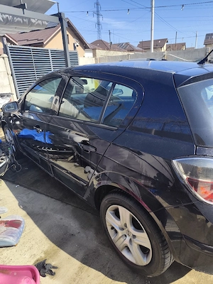 Opel Astra H 1.6 benzină - imagine 4