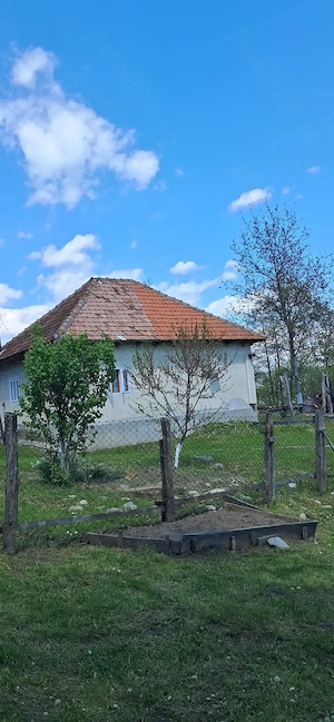Vanzare teren si casa