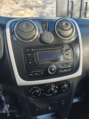 Dacia Logan - imagine 6