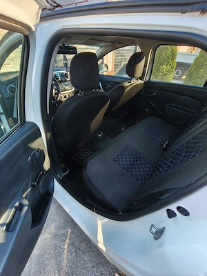 Dacia Logan - imagine 9