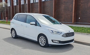 ford grand Cmax