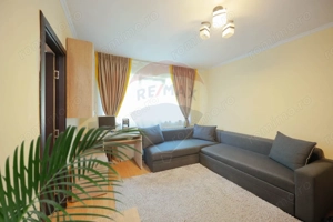 De vânzare apartament cu 3 camere, etajul 1, Strada Borsecului, Oradea