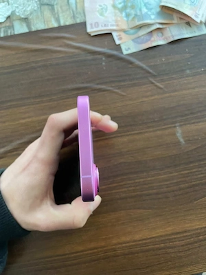 Vand schimb iphone 16 - imagine 3