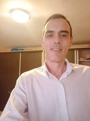 caut job ca si ospatar pe litoral  - imagine 2